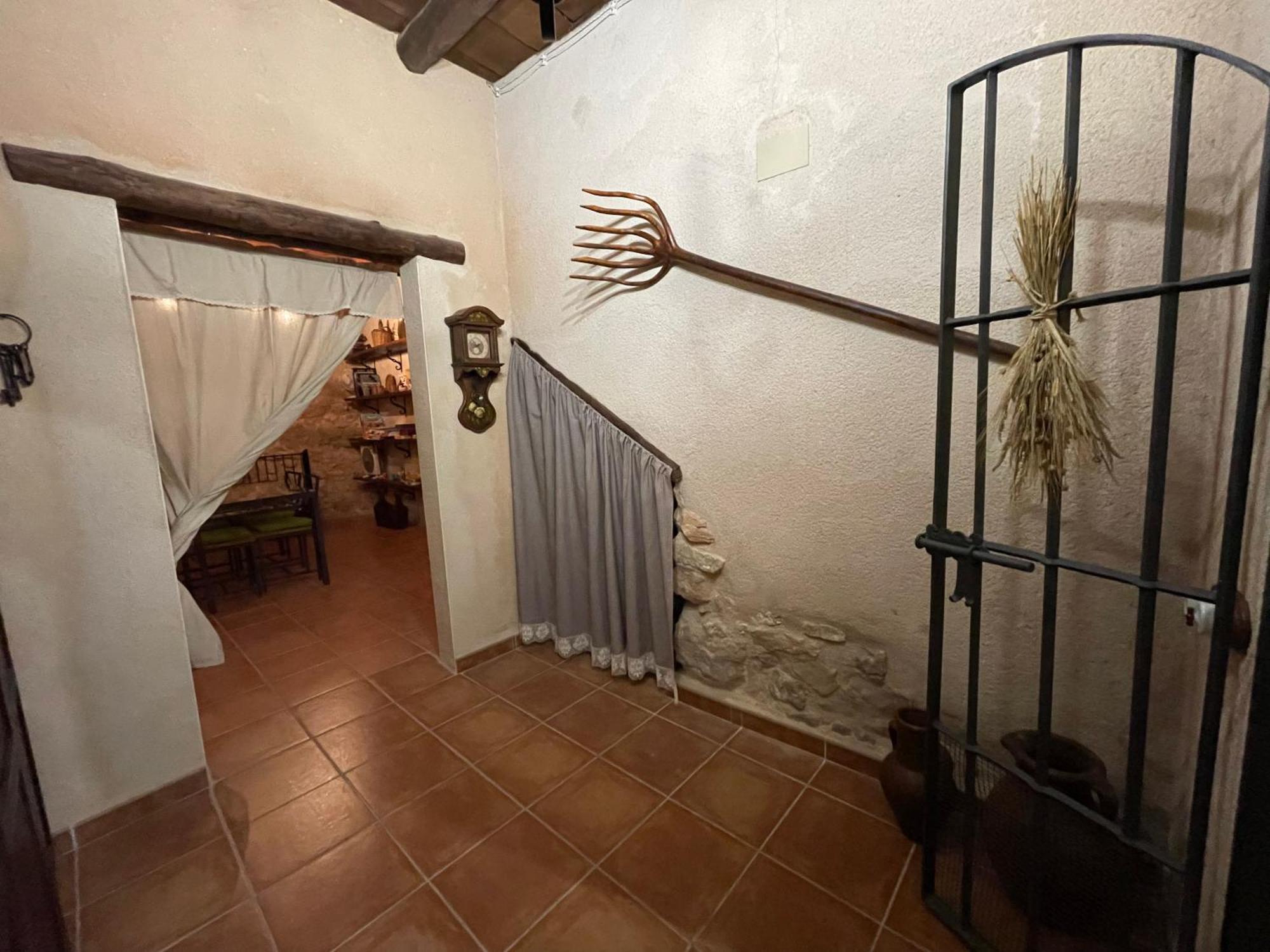 Casa Lidia - Antigua Posada Real Вальдерробрес Экстерьер фото