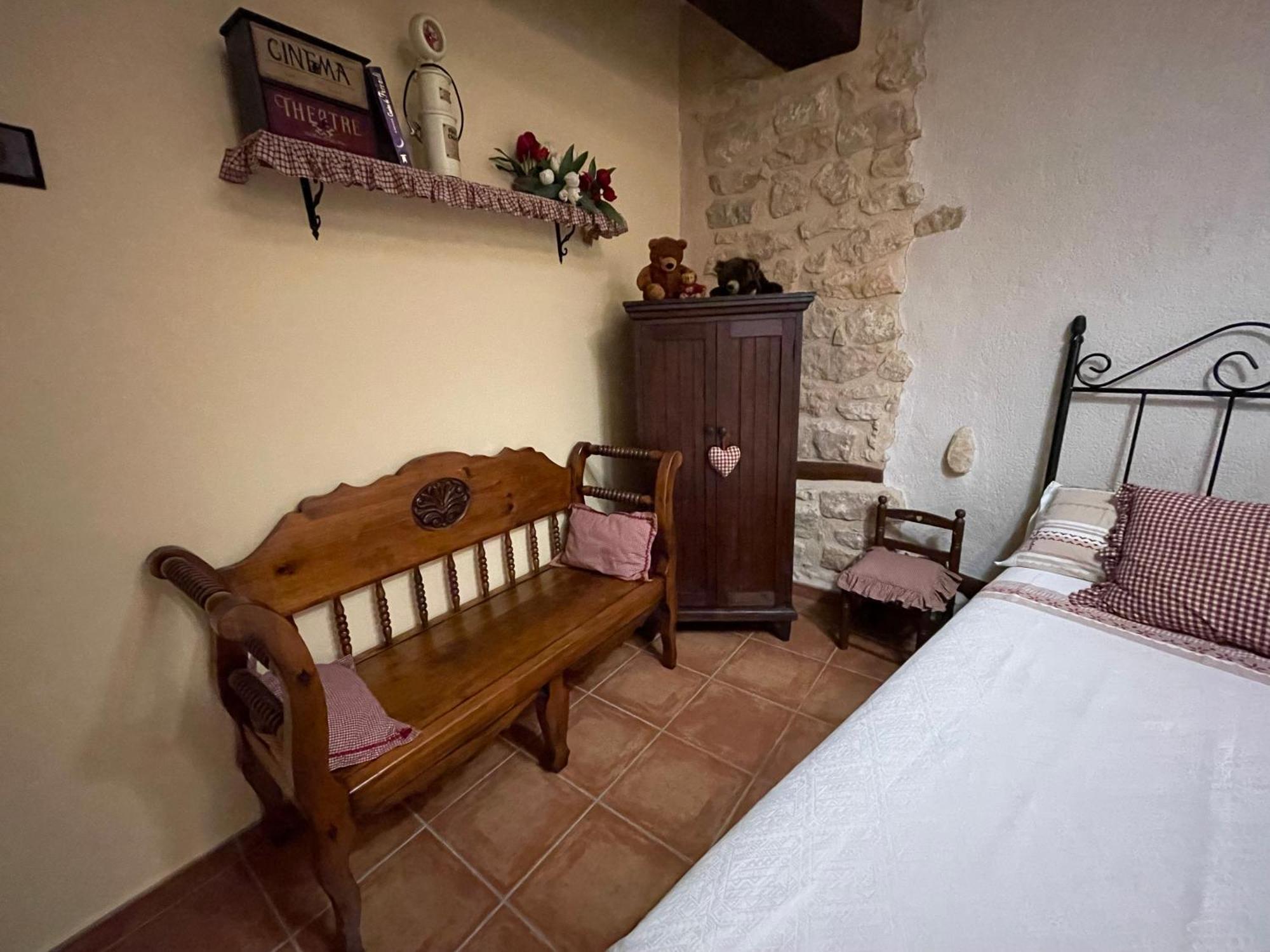 Casa Lidia - Antigua Posada Real Вальдерробрес Экстерьер фото